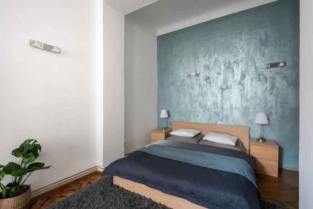 פראג Spacious Apartment With Balcony At Wenceslas Sq מראה חיצוני תמונה